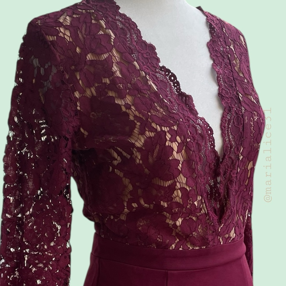 Lulu's Burgundy Lace Long Sleeve Dress. Deep V-neck. EUC. Medium. - Picture 10 of 11